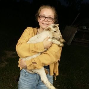 Meet your Posher, Alyssa